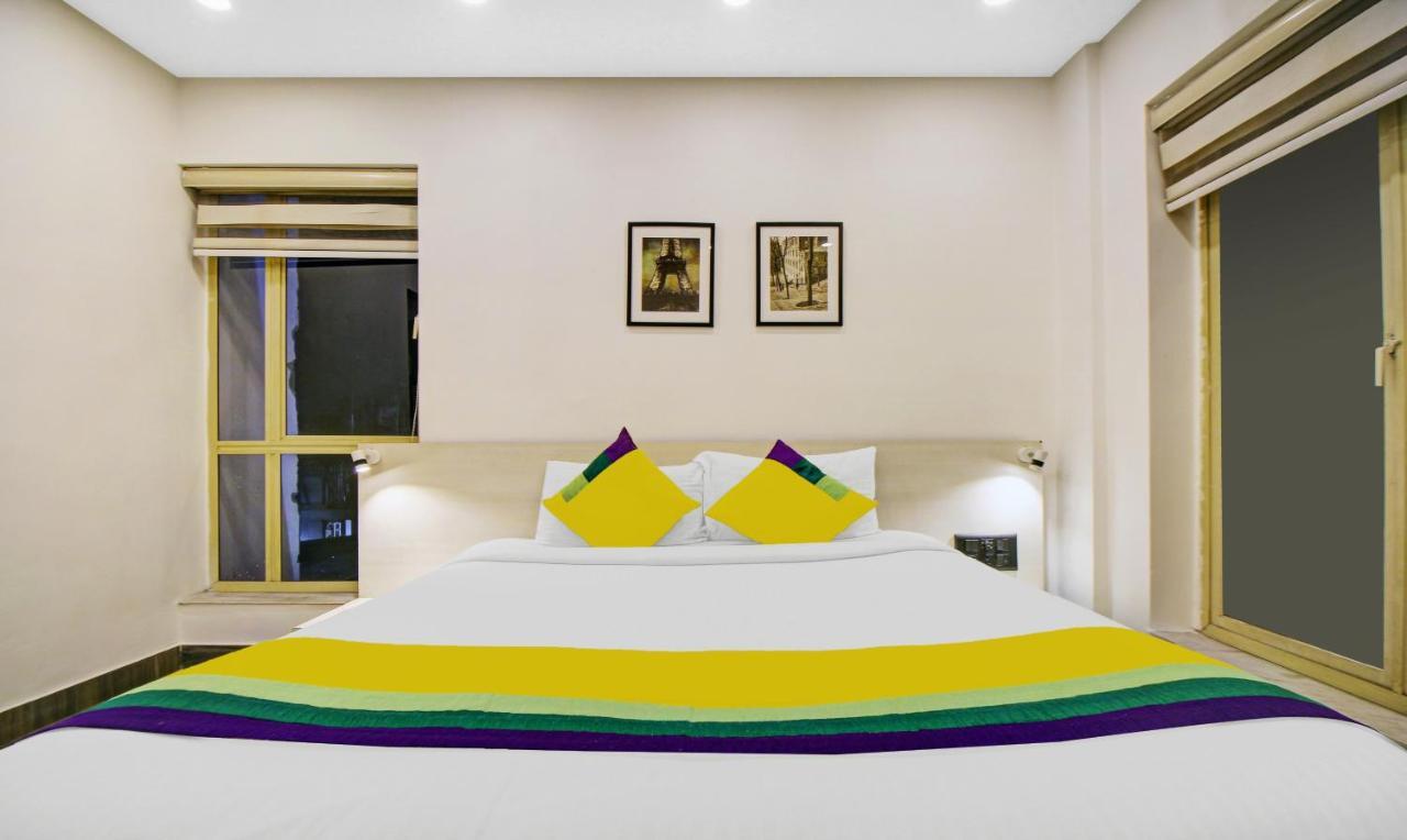 Itsy Hotels Transit Express Калькутта Экстерьер фото